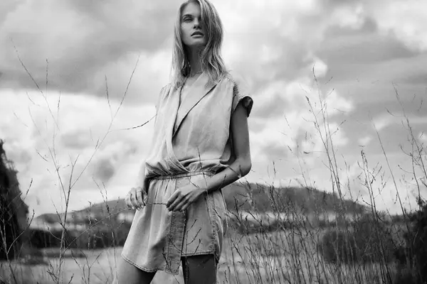 Photograph by Trever Hoehne 66
