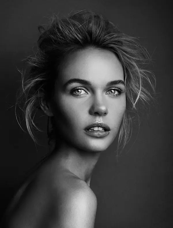 Photograph by Trever Hoehne 73